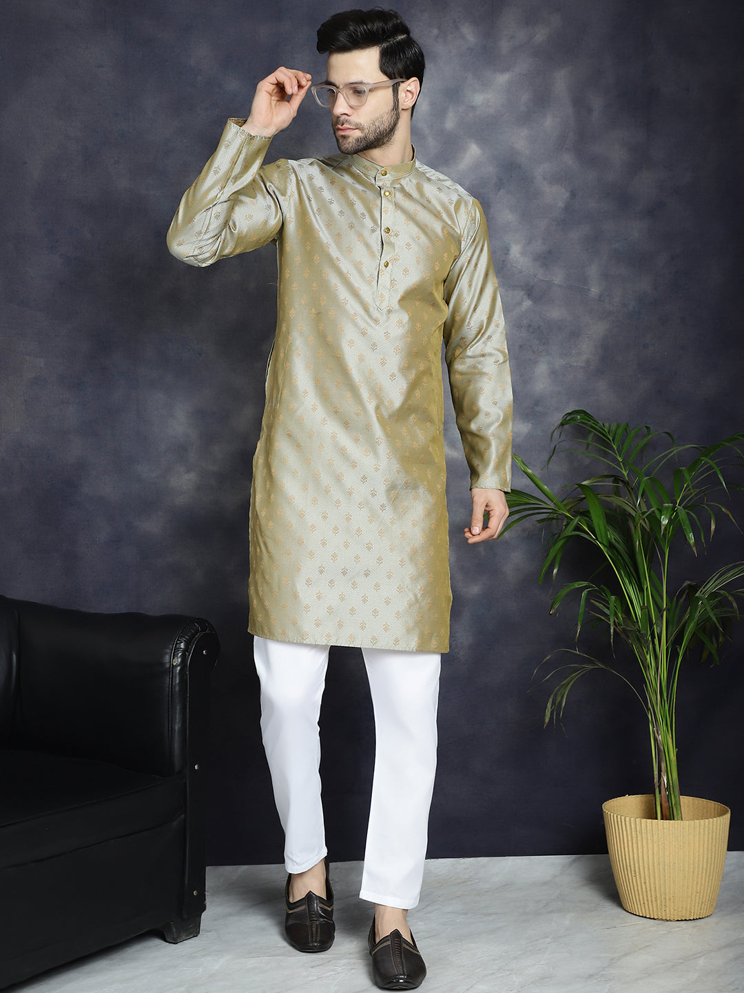 Jompers Men's Woven Design Silk Blend Kurta with Pyjama - Pista