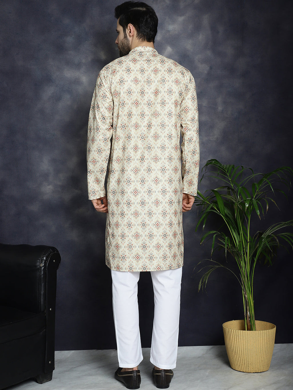 Jompers Men's Golden Foil Printed Kurta with Pyjama - Golden