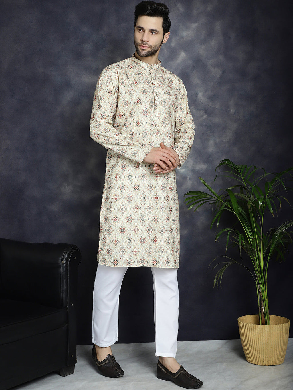 Jompers Men's Golden Foil Printed Kurta with Pyjama - Golden
