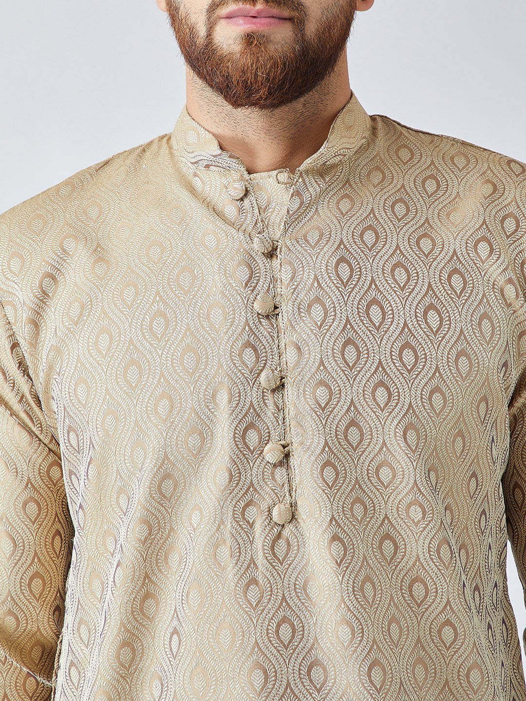 Jompers Men's Beige & Off-White Self Design Kurta with Churidar