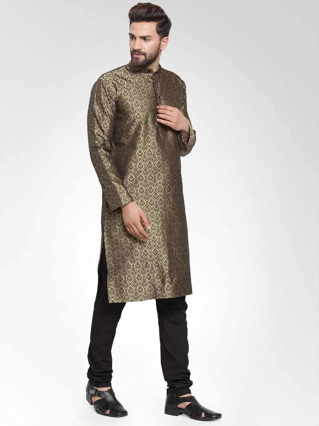 Jompers Men's Gold-Colored & Black Self Design Kurta with Churidar
