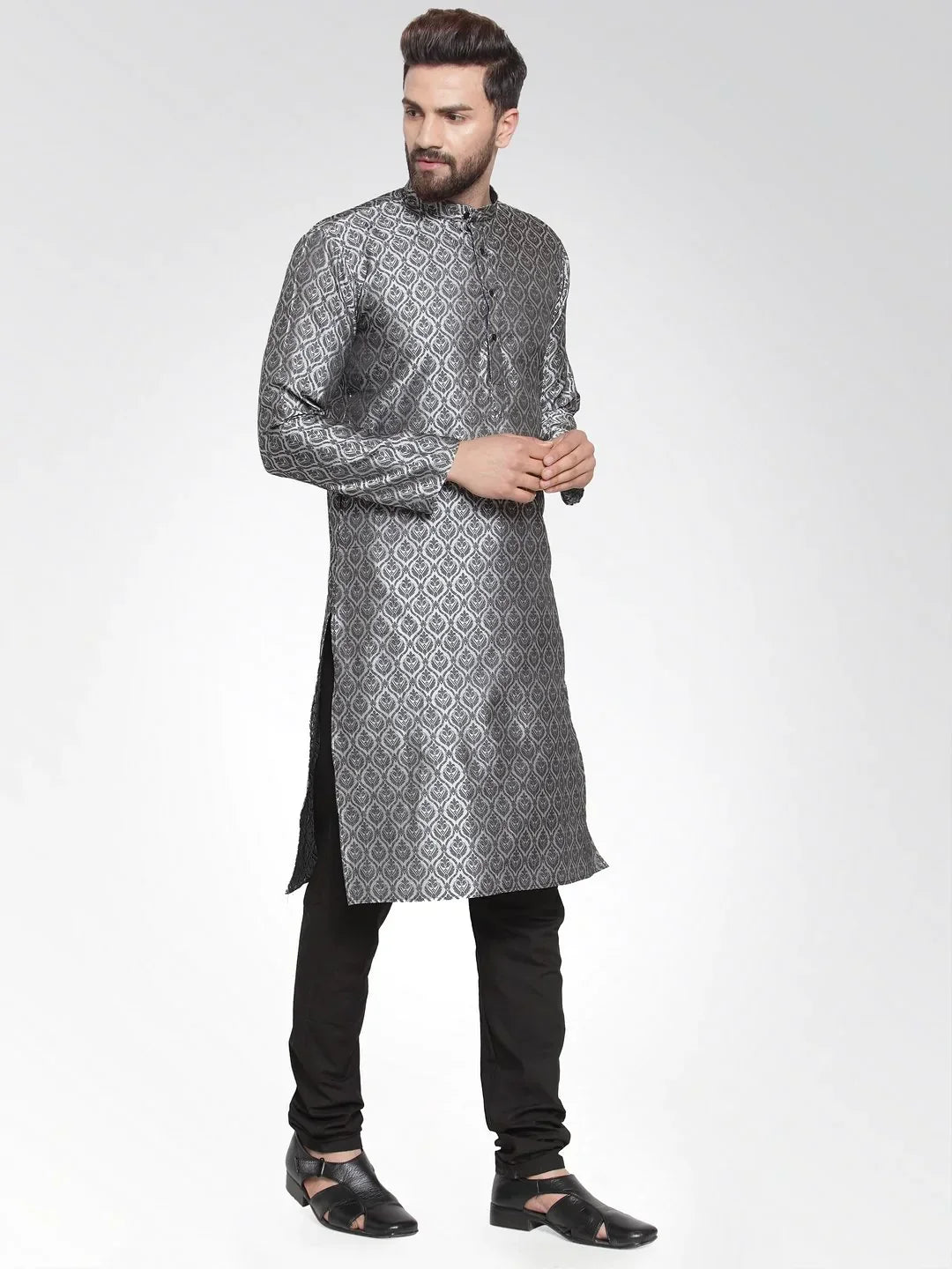 Jompers Men's Silver-Colored & Black Self Design Kurta with Churidar