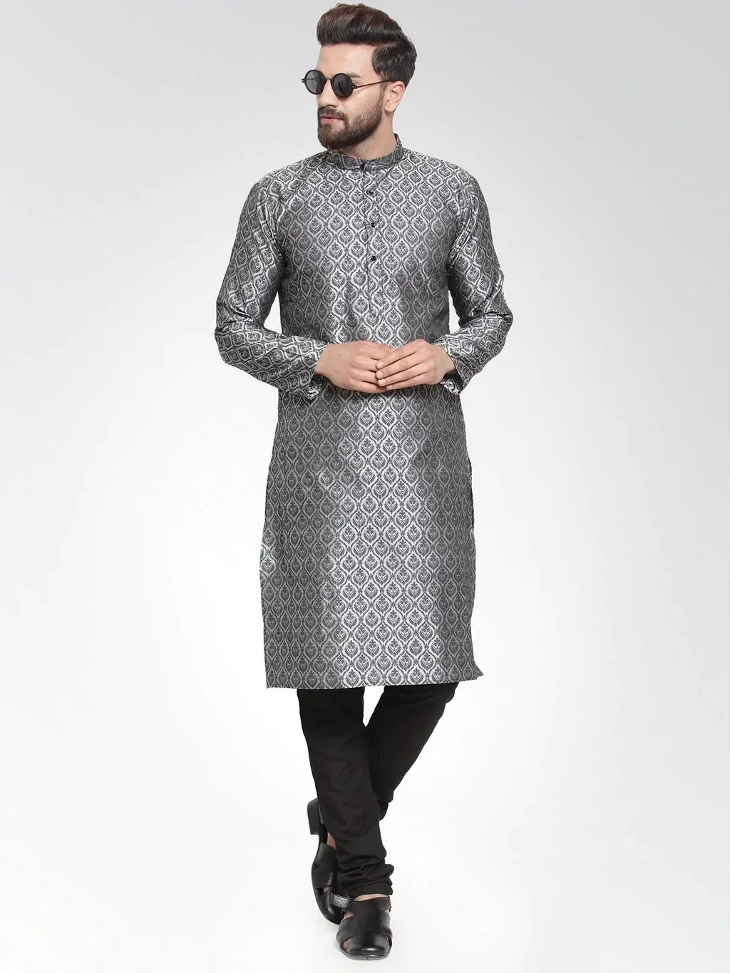 Jompers Men's Silver-Colored & Black Self Design Kurta with Churidar