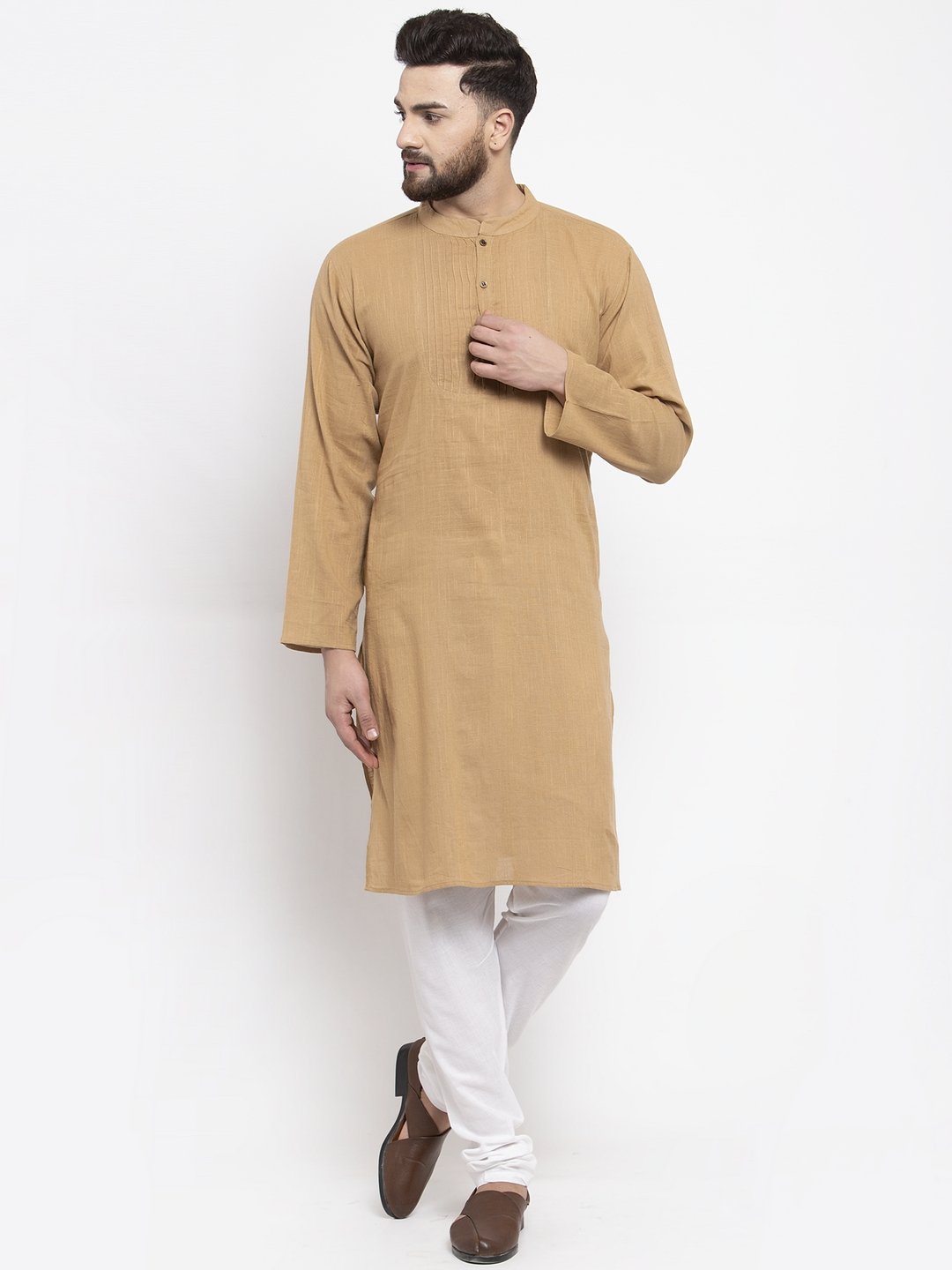 Jompers Men Beige & White Solid Pin-tucks Kurta with Churidar