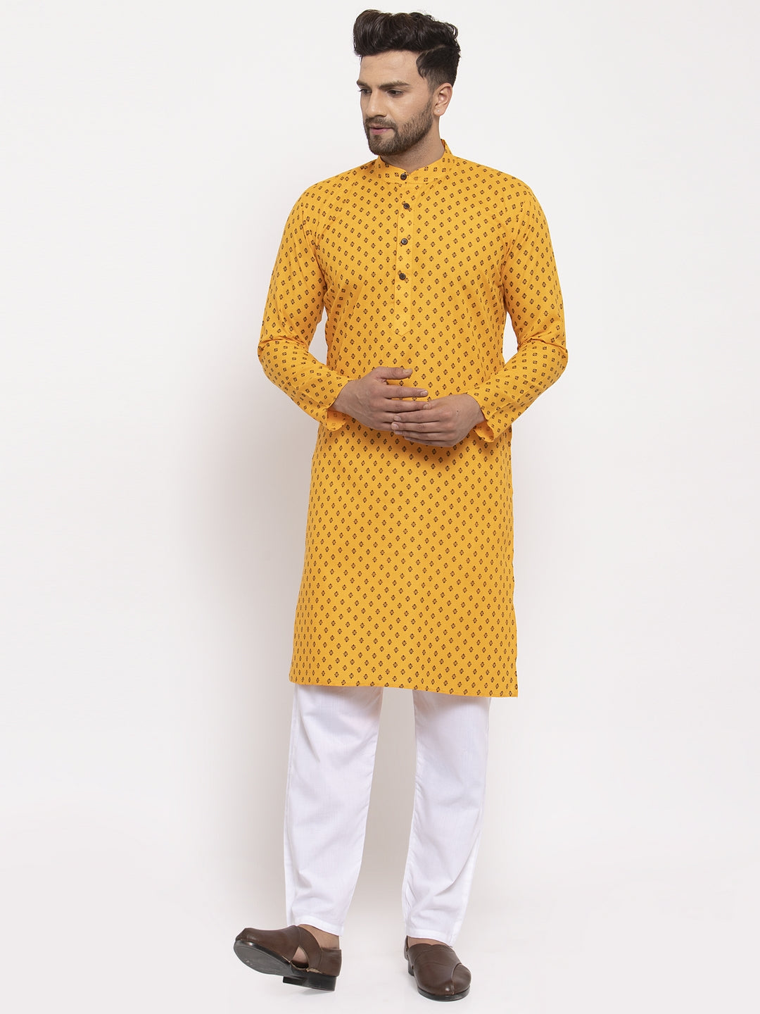 Jompers Men Yellow Printed Kurta with Pyjamas