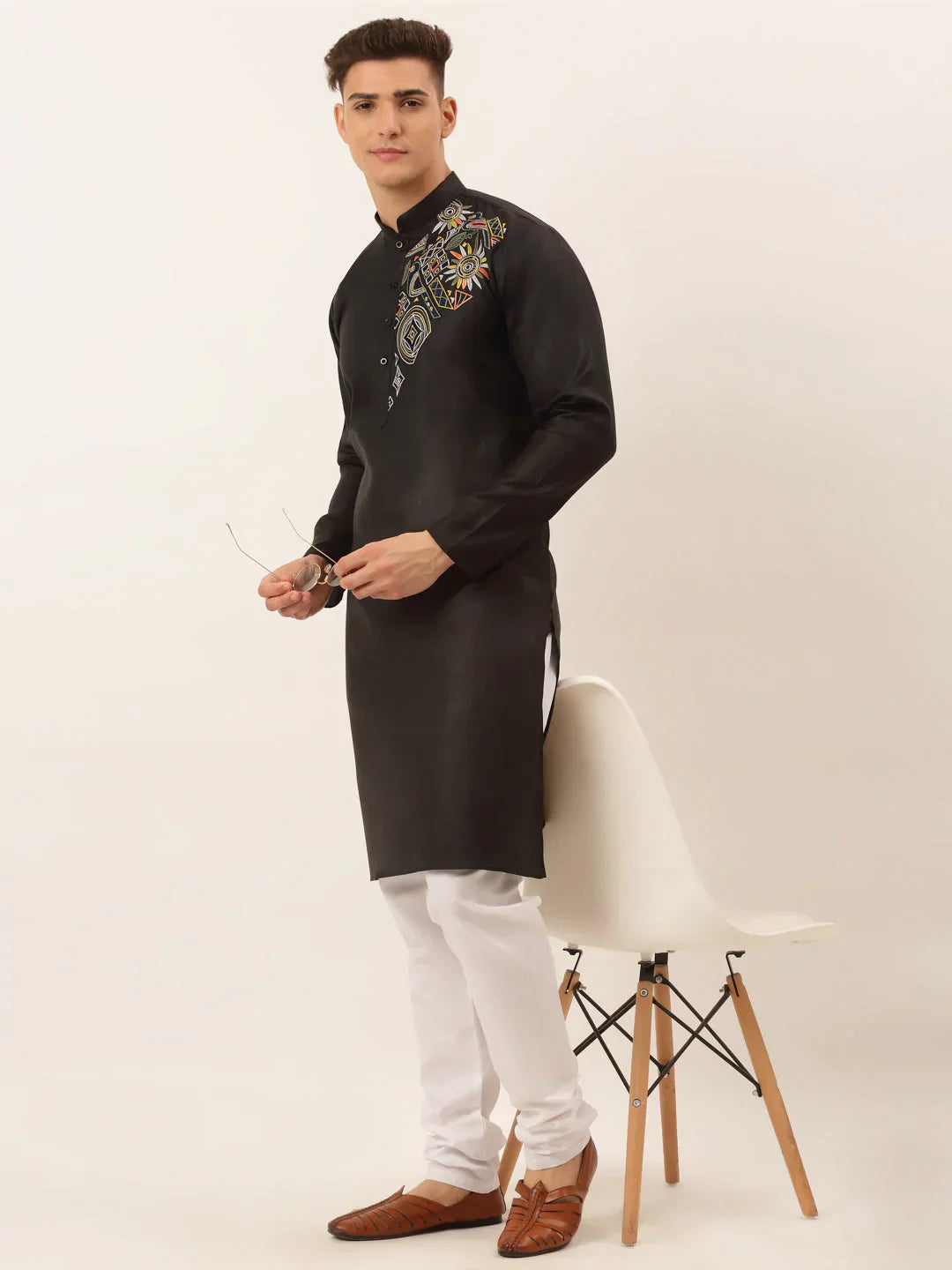 Jompers Men's Cotton Embroidered Kurta Pajama Sets - Black