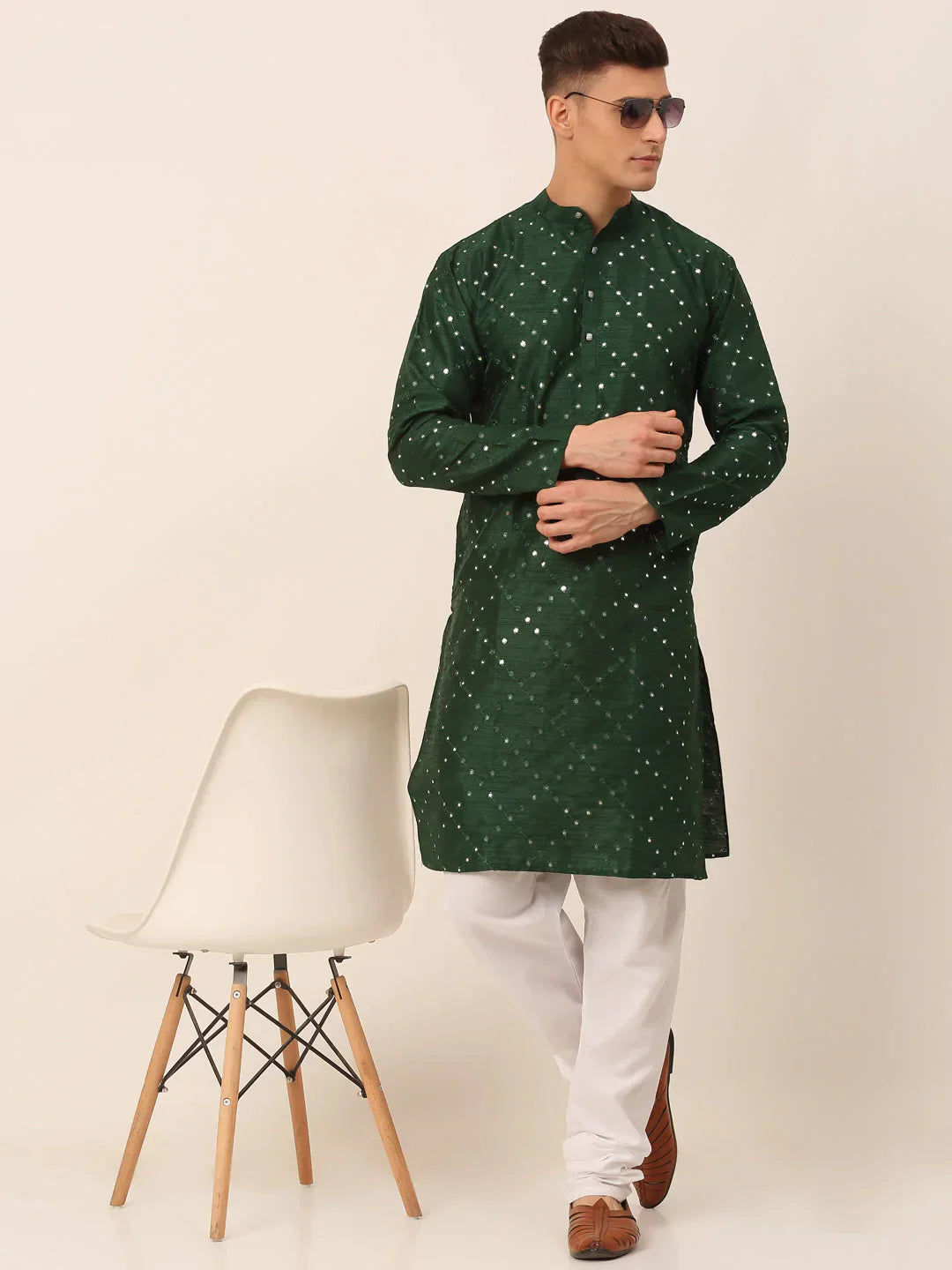 Jompers Men's Green Mirror Work Kurta Pyjama