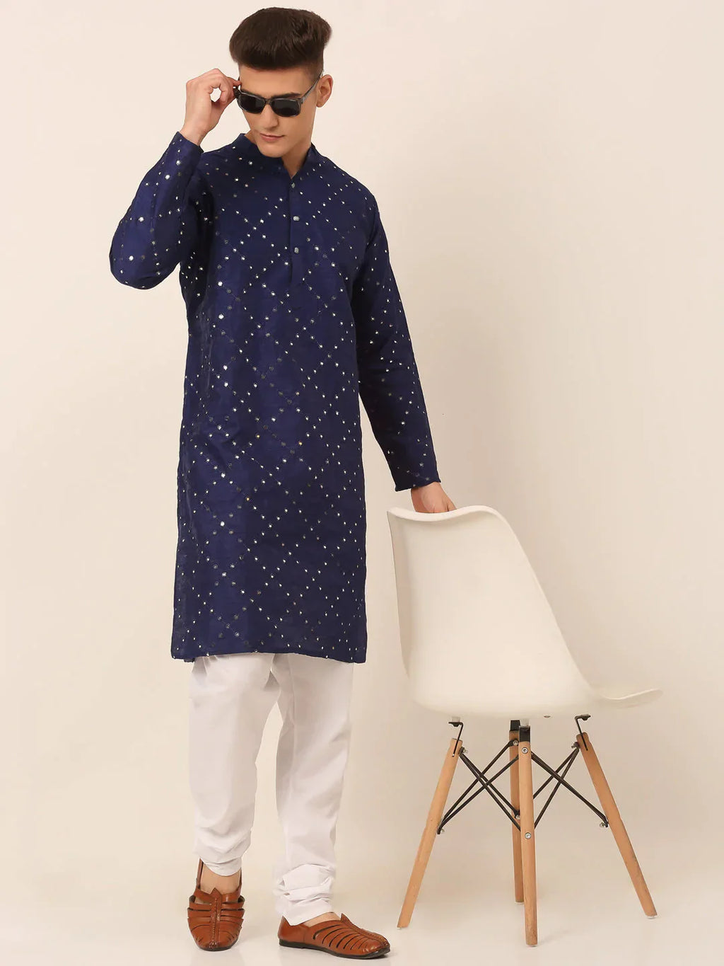 Jompers Men's Navy Blue Mirror Work Kurta Pyjama