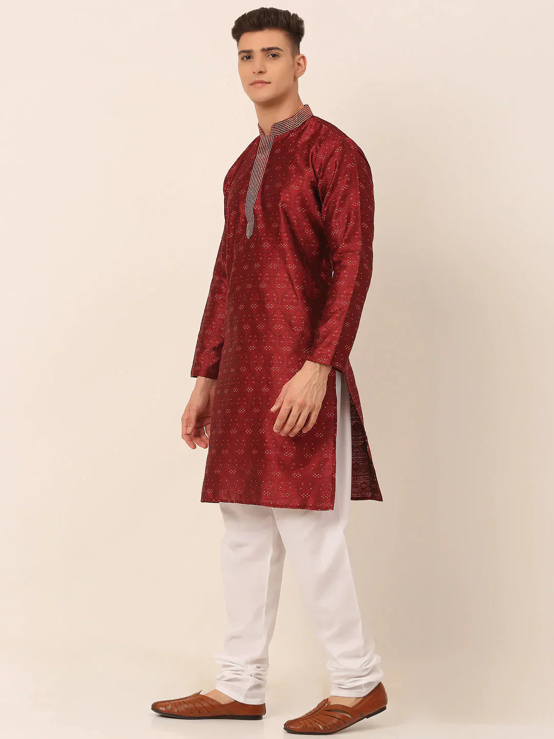 Jompers Men's Silk Blend Collar Embroidered Kurta Pyjama Set - Maroon