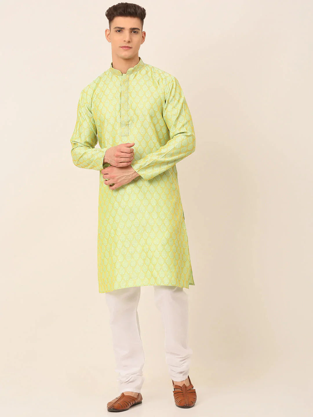 Jompers Men's Silk Blend Collar Embroidered Kurta Pyjama Set - Green