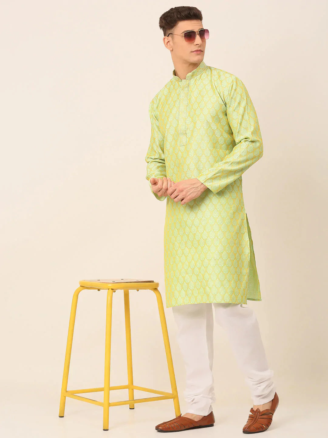 Jompers Men's Silk Blend Collar Embroidered Kurta Pyjama Set - Green