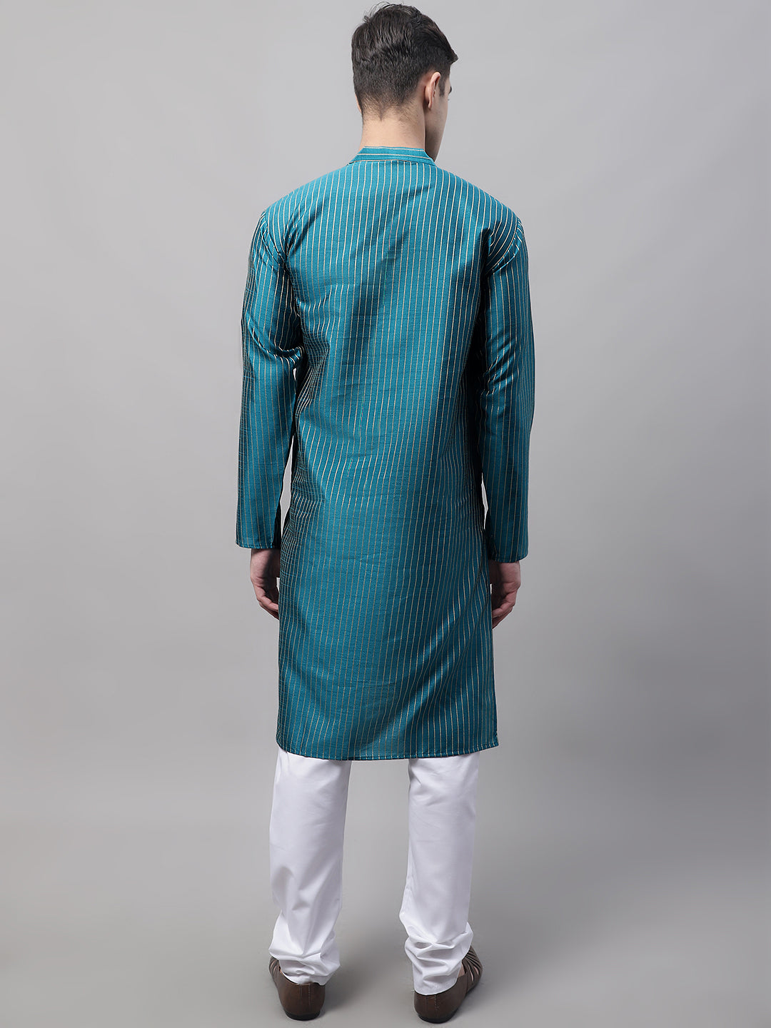 Jompers Men's Peacock Blue Embroidered Design Kurta with Pyjamas