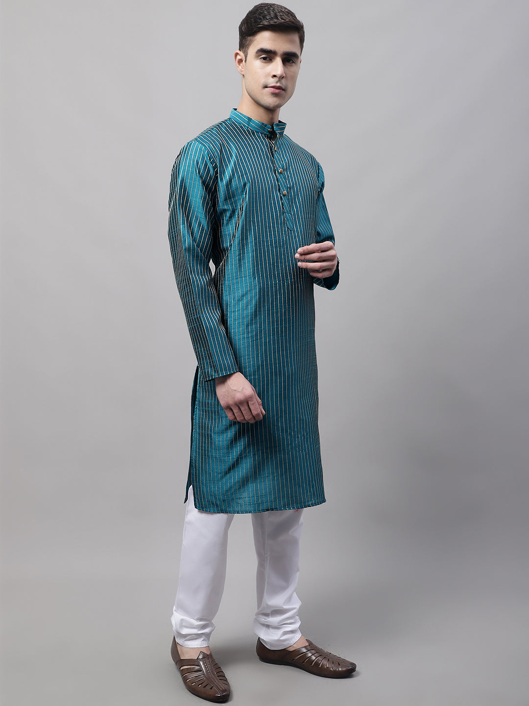Jompers Men's Peacock Blue Embroidered Design Kurta with Pyjamas