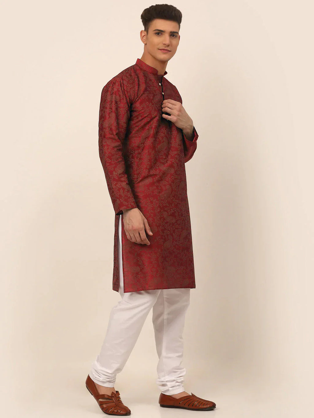 Jompers Men's Maroon Paisley Printed Kurta with Pyjama