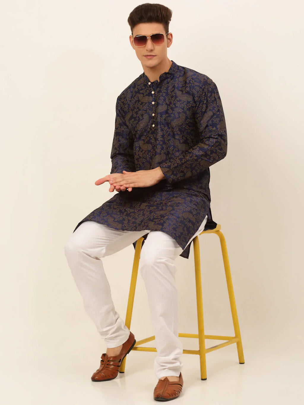 Jompers Men's Navy Blue Paisley Printed Kurta with Pyjama