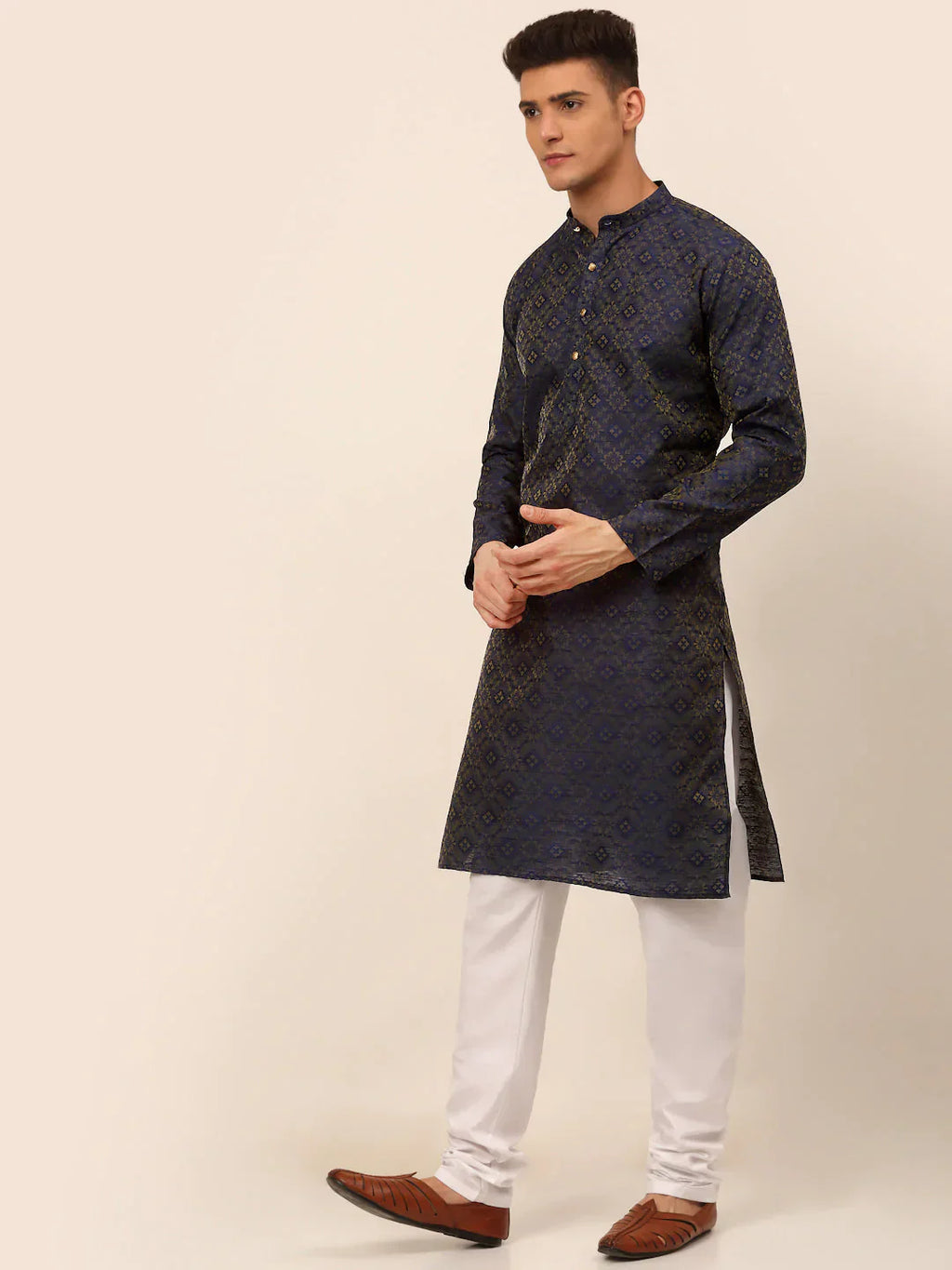 Jompers Men's Navy Blue Floral Printed Kurta with Churidar