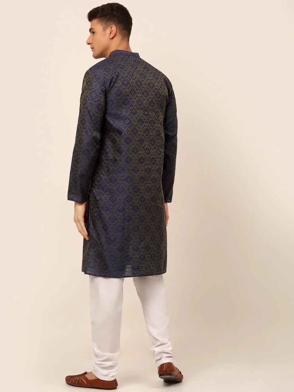 Jompers Men's Navy Blue Floral Printed Kurta with Churidar