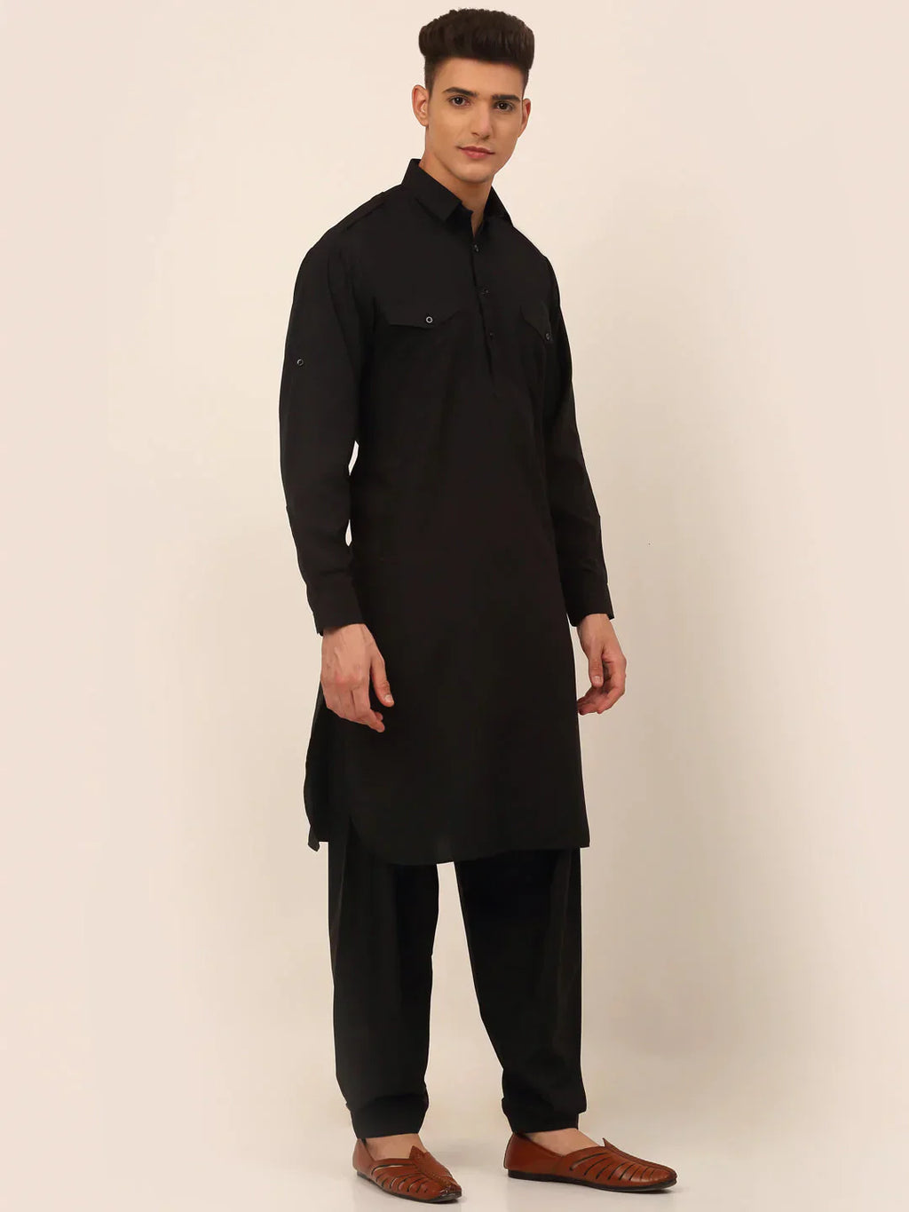 Jompers Men's Black Cotton Solid Pathani Kurta with Salwar