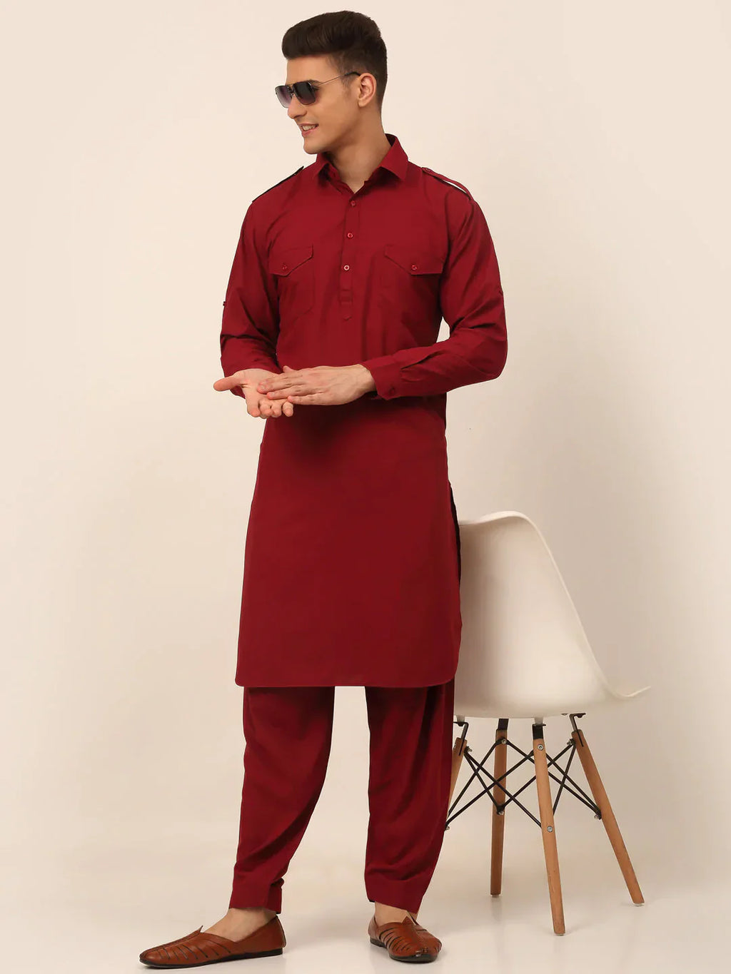 Jompers Men's Maroon Cotton Solid Pathani Kurta with Salwar