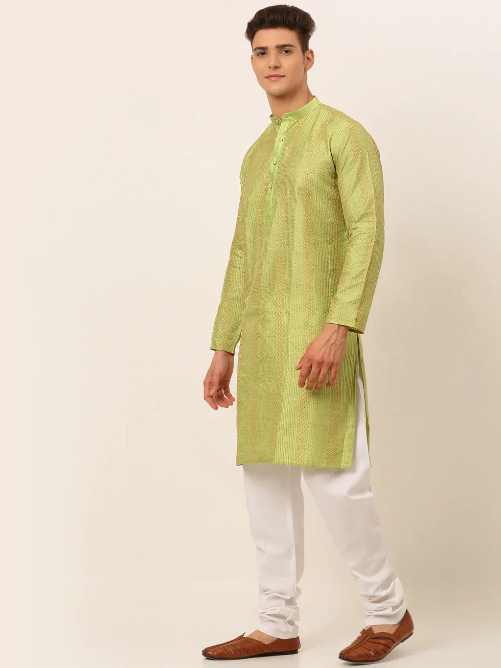 Jompers Men's Pista Green Embroiderd Kurta Pajama