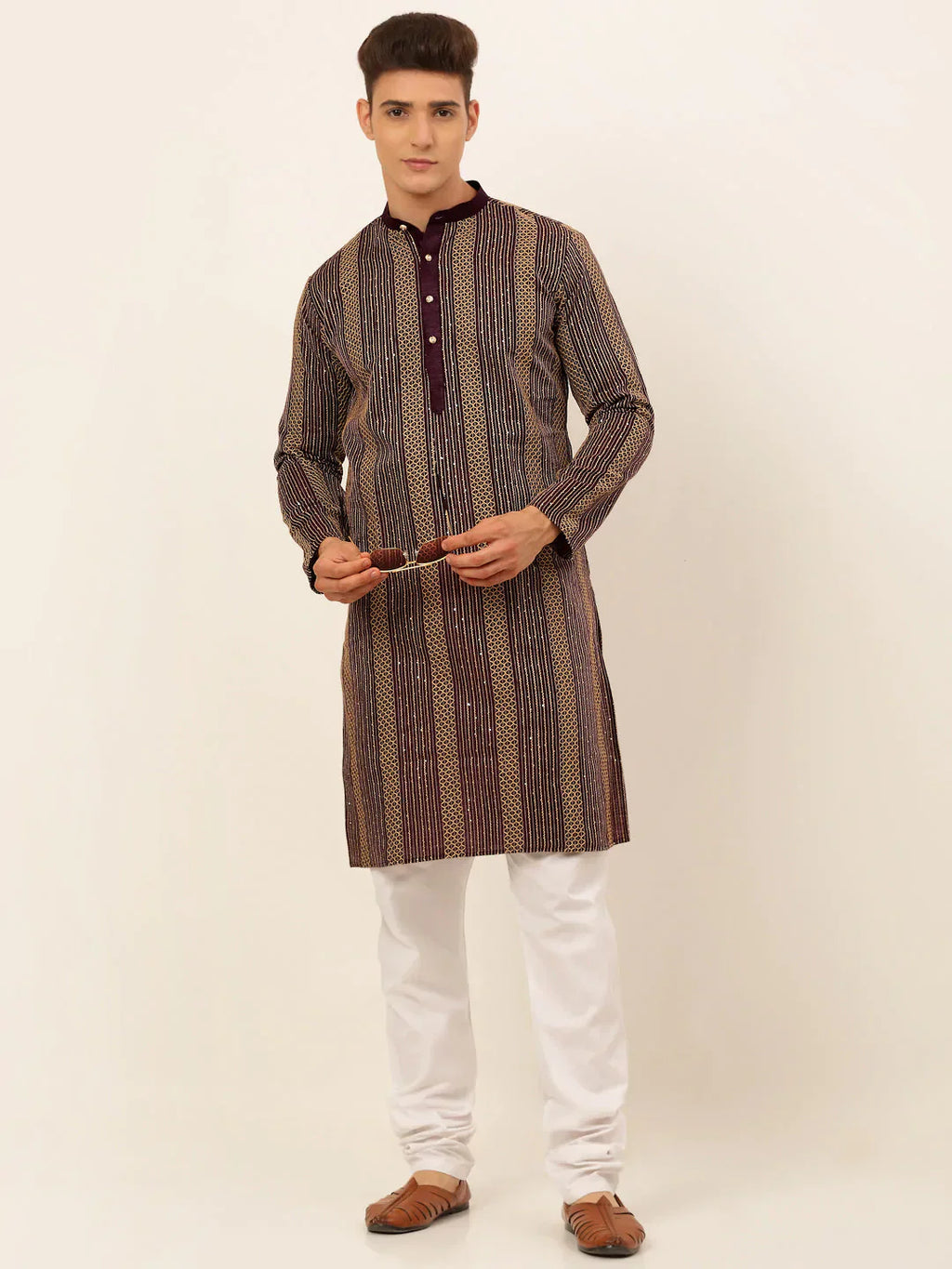 Jompers Men's Purple Embroiderd Kurta Pajama