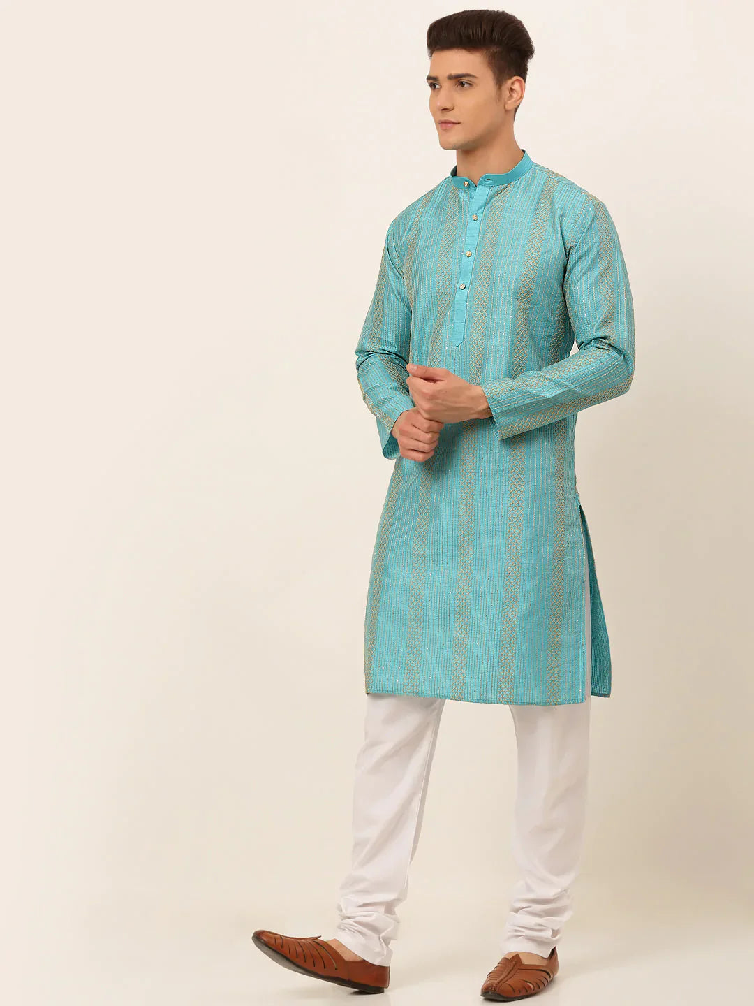 Jompers Men's Sky Blue Embroiderd Kurta Pajama