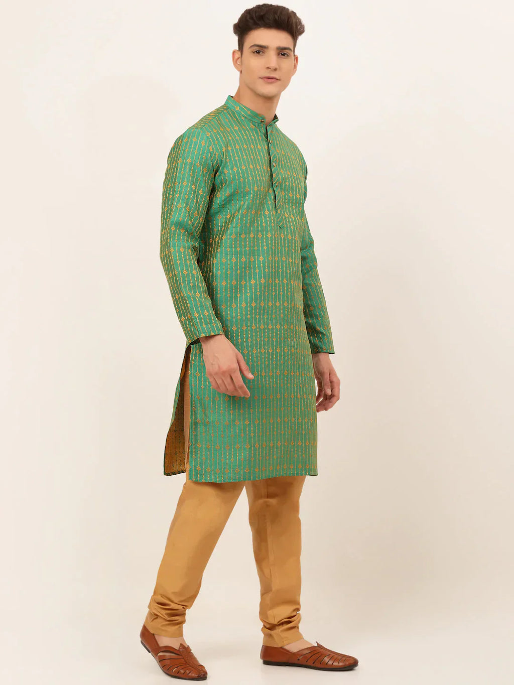 Jompers Men's Green Embroidered Kurta Payjama Sets