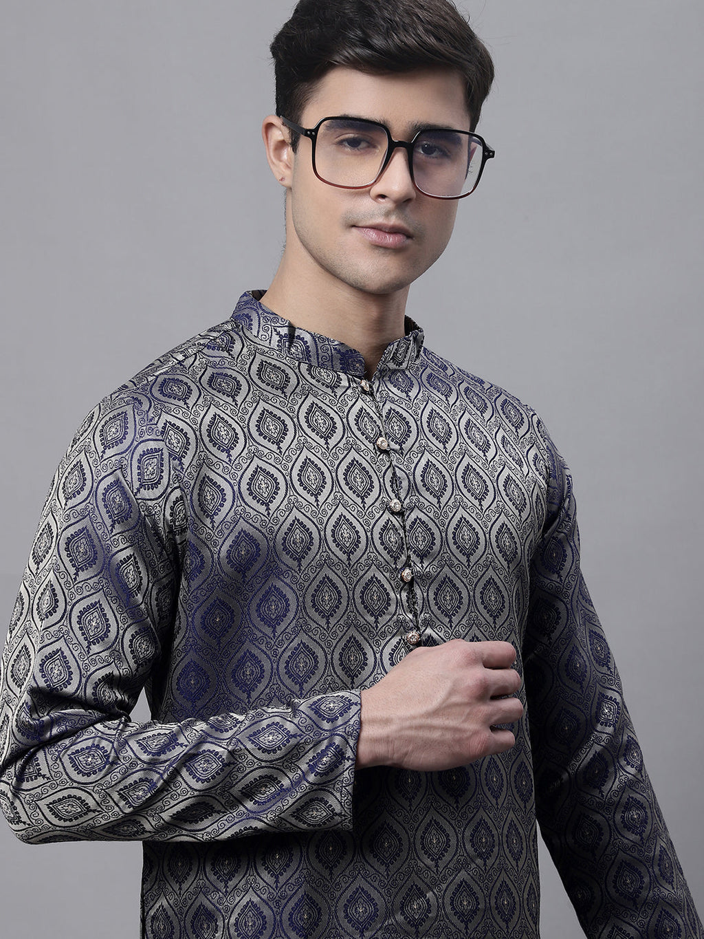 Jompers Men's Ethnic Navy Blue Woven Design Kurta with Pyjamas