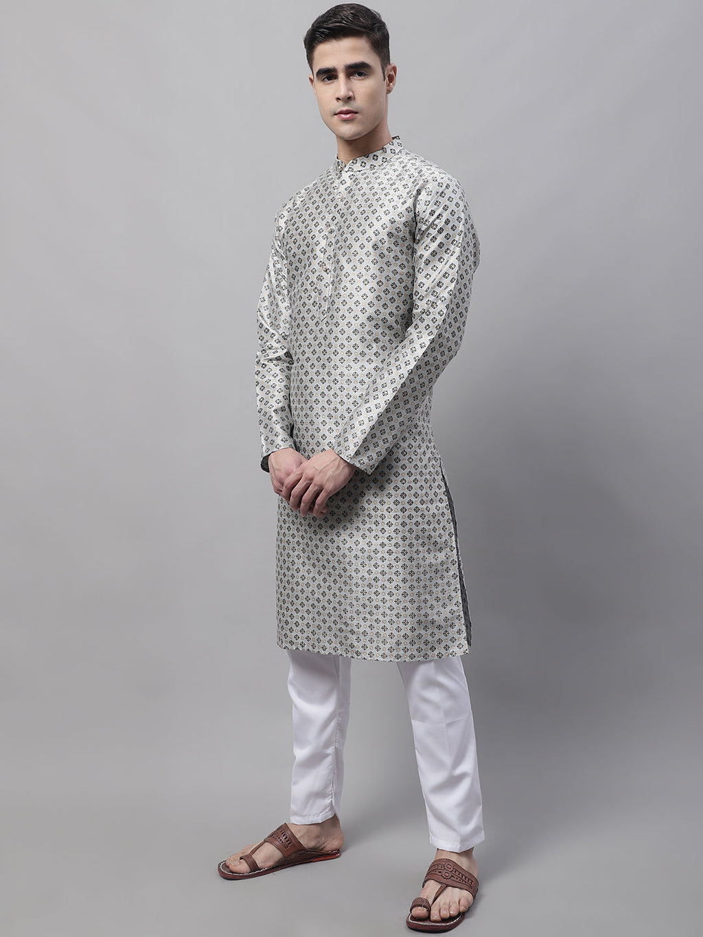 Jompers Men's Grey Printed Silk Blend Kurta Payjama