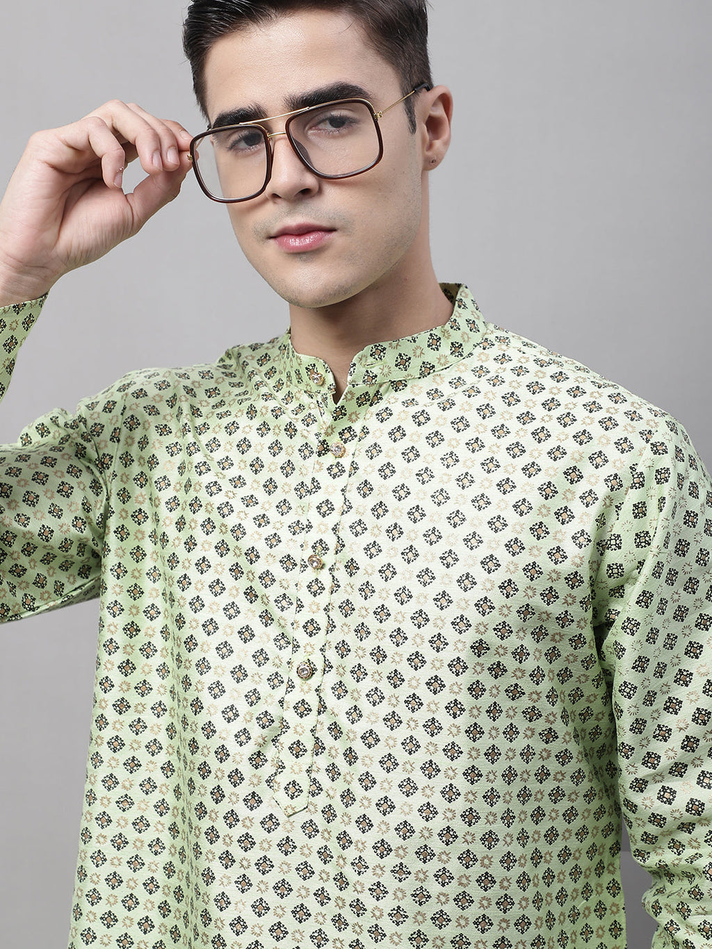 Jompers Men's Pista Green Printed Silk Blend Kurta Payjama