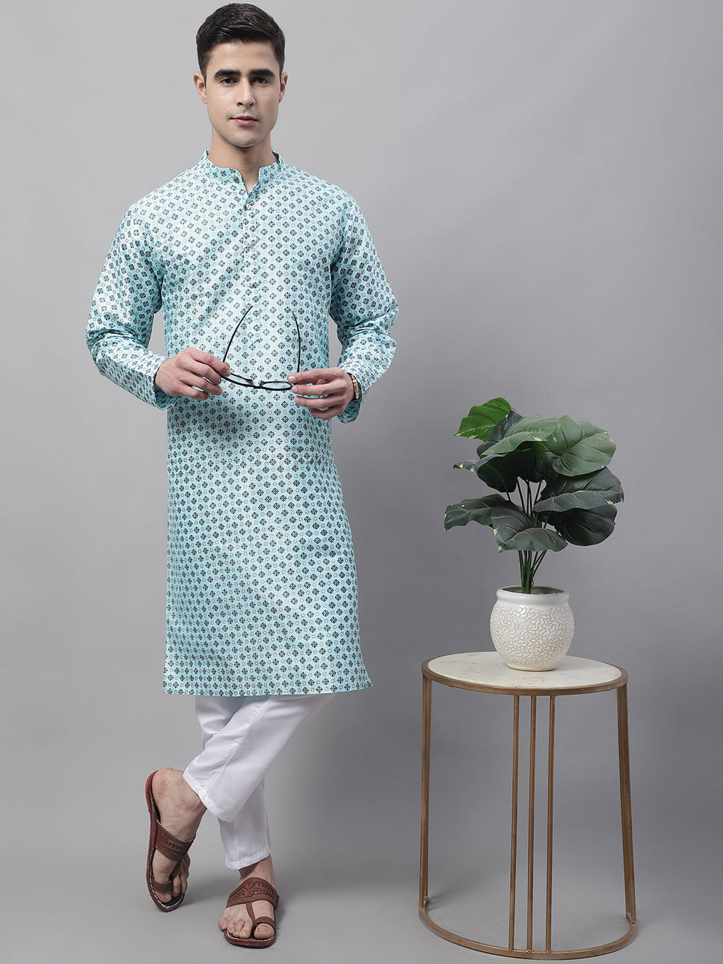 Jompers Men's Sky Blue Printed Silk Blend Kurta Payjama
