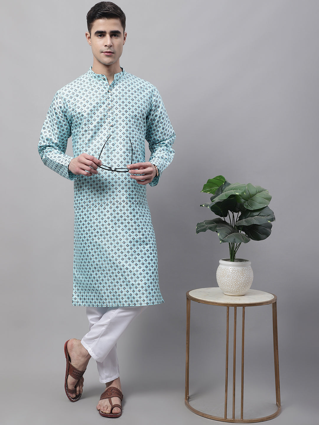 Jompers Men's Sky Blue Printed Silk Blend Kurta Payjama