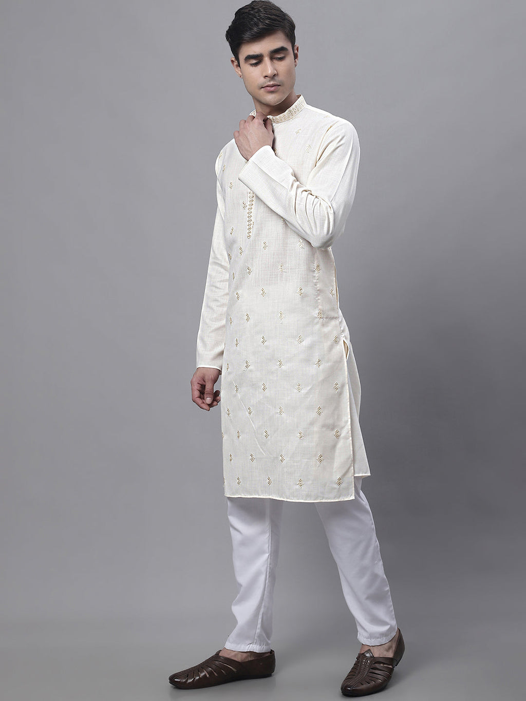 Jompers Men's White Embroidered Straight Kurta Pyjama Set