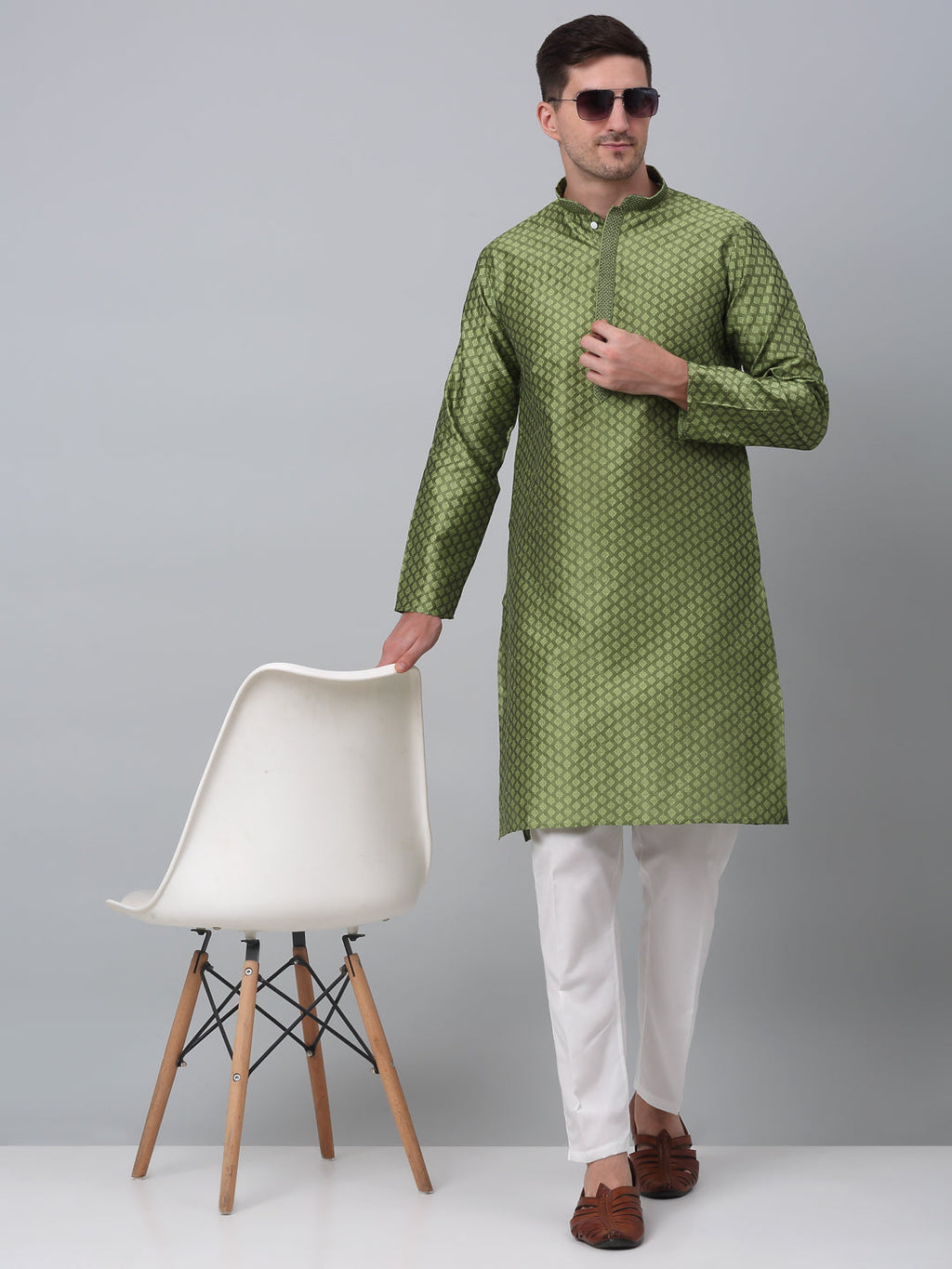 Jompers Men's Olive Green Collar Embroidered Kurta with Pyjama