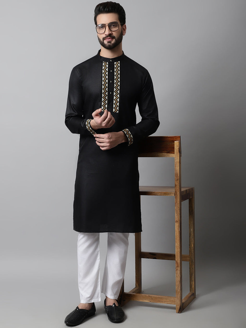 Jompers Men's Black Embroidered Kurta with Churidar