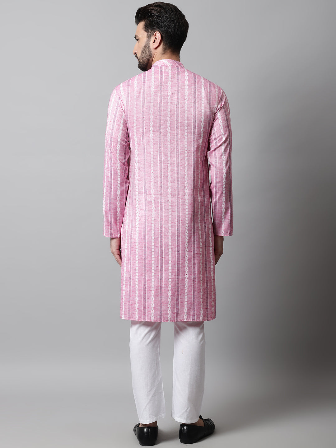 Jompers Men's Pink Geomatric Printed Kurta with Churidar