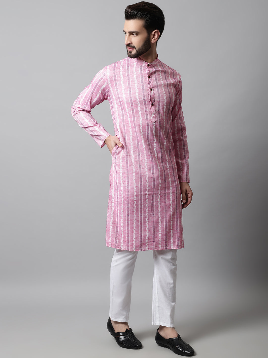 Jompers Men's Pink Geomatric Printed Kurta with Churidar