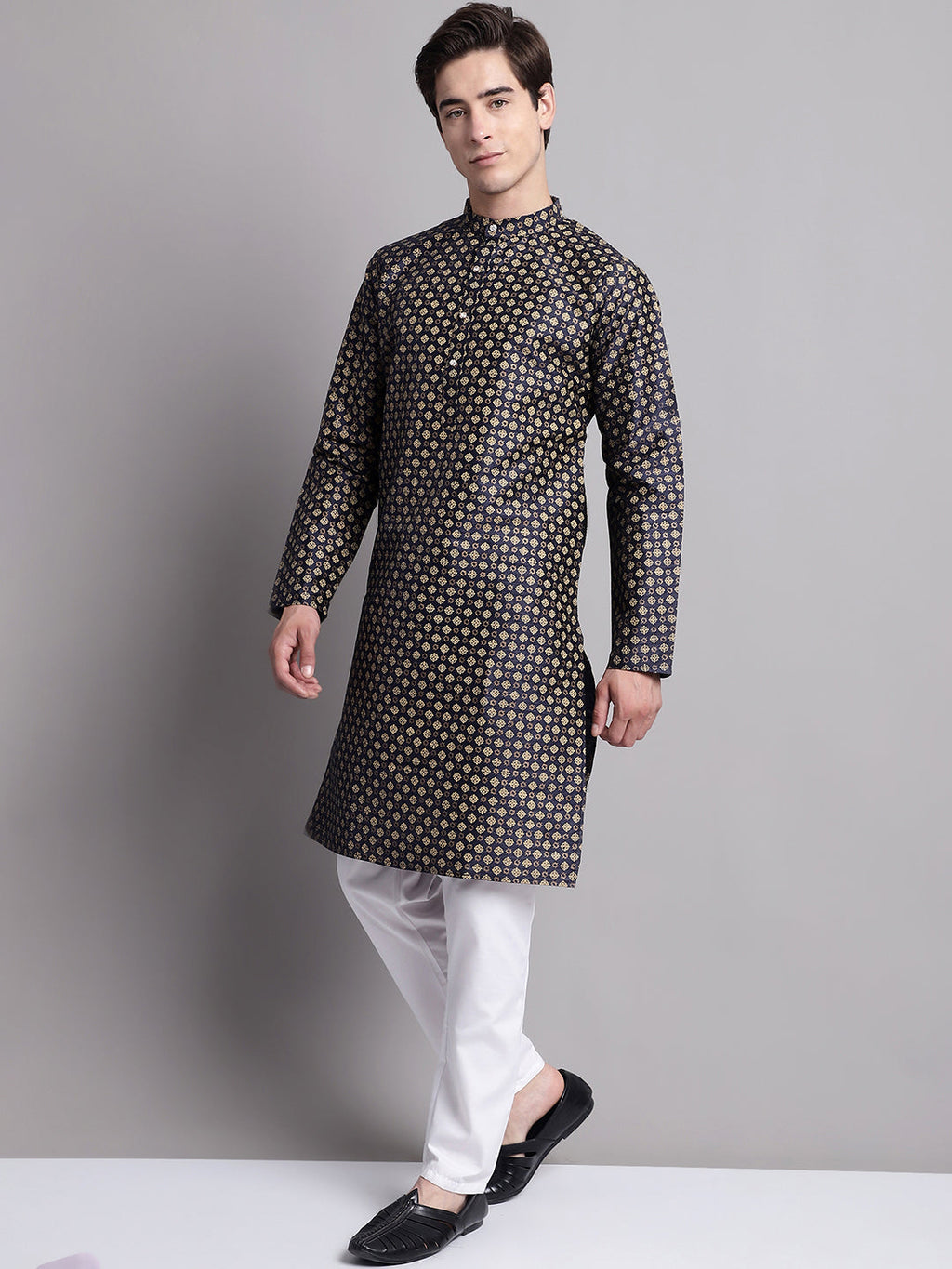 Jompers Men's Navy Blue Printed Silk Blend Kurta Payjama