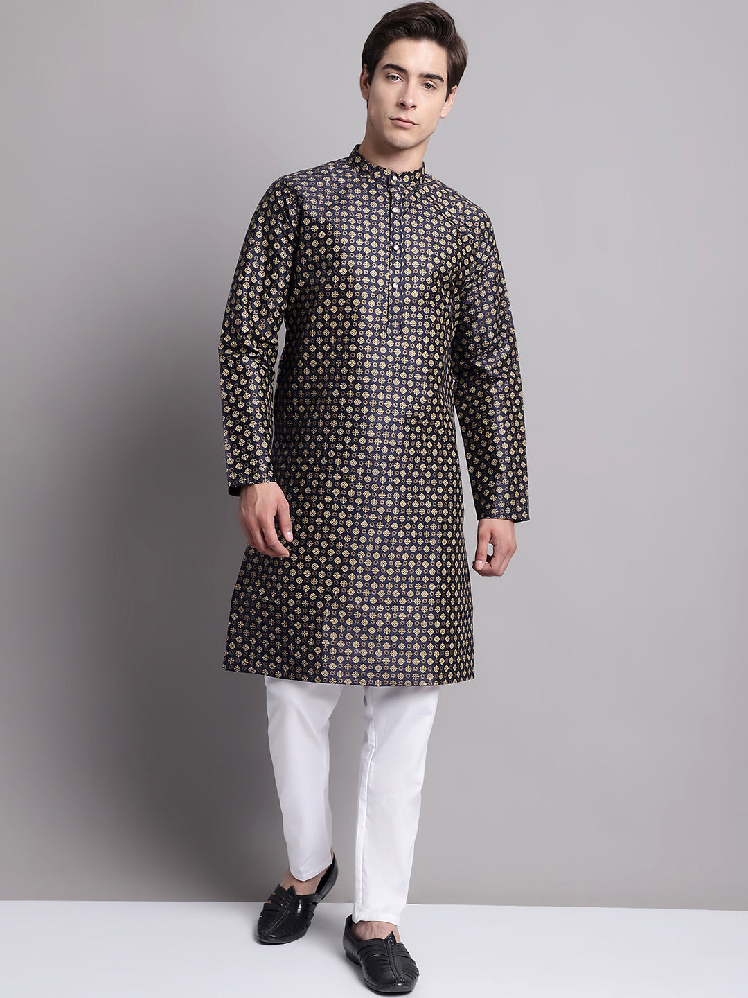 Jompers Men's Navy Blue Printed Silk Blend Kurta Payjama