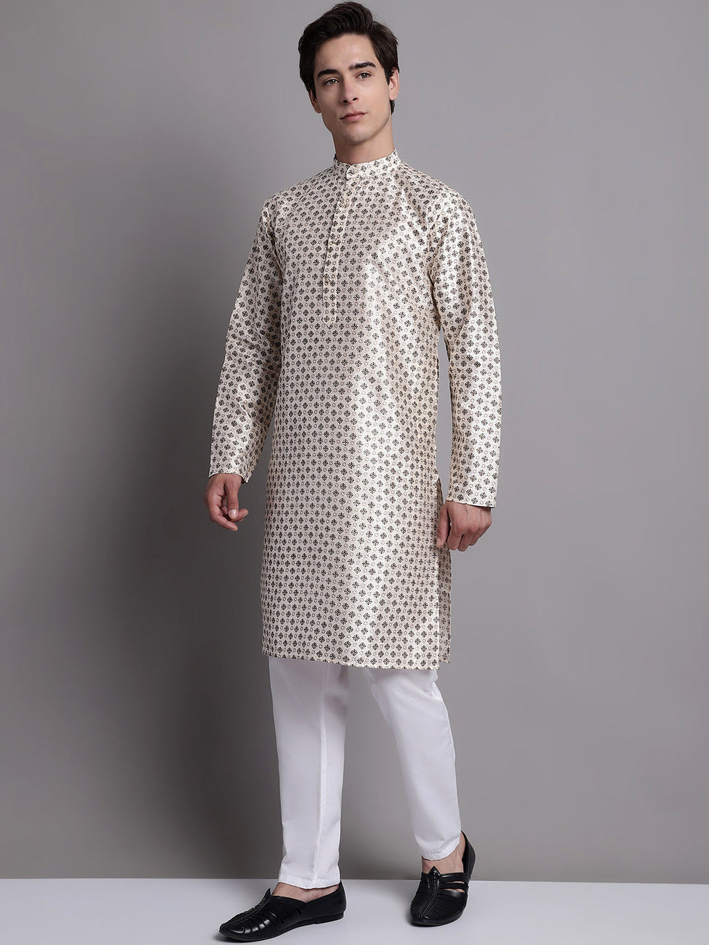 Jompers Men's Grey Printed Silk Blend Kurta Payjama