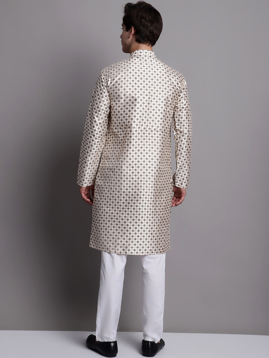 Jompers Men's Grey Printed Silk Blend Kurta Payjama