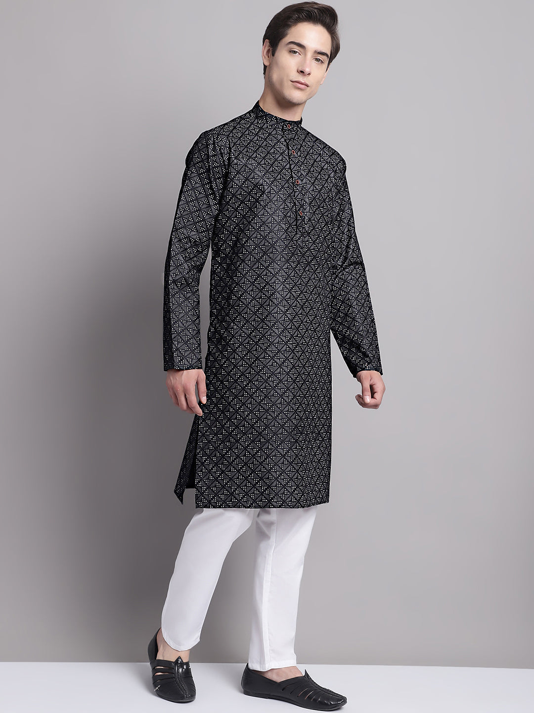 Jompers Men's Black Printed Pure Cotton Kurta Payjama Set