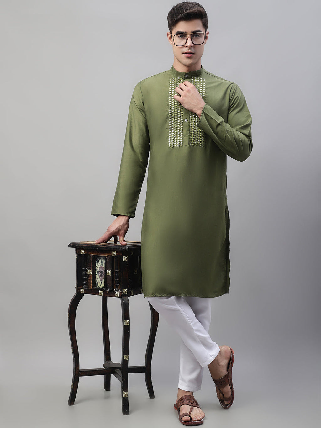 Jompers Men's Olive Green Cotton Silk Mirror Work Kurta Pyjama