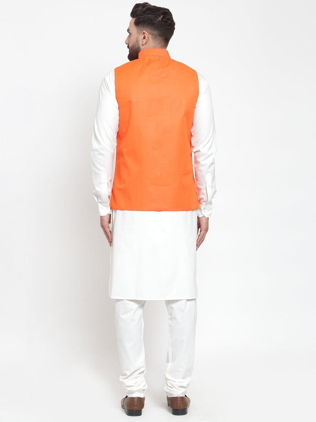 Jompers Men Solid Kurta Pajama with Solid Waistcoat