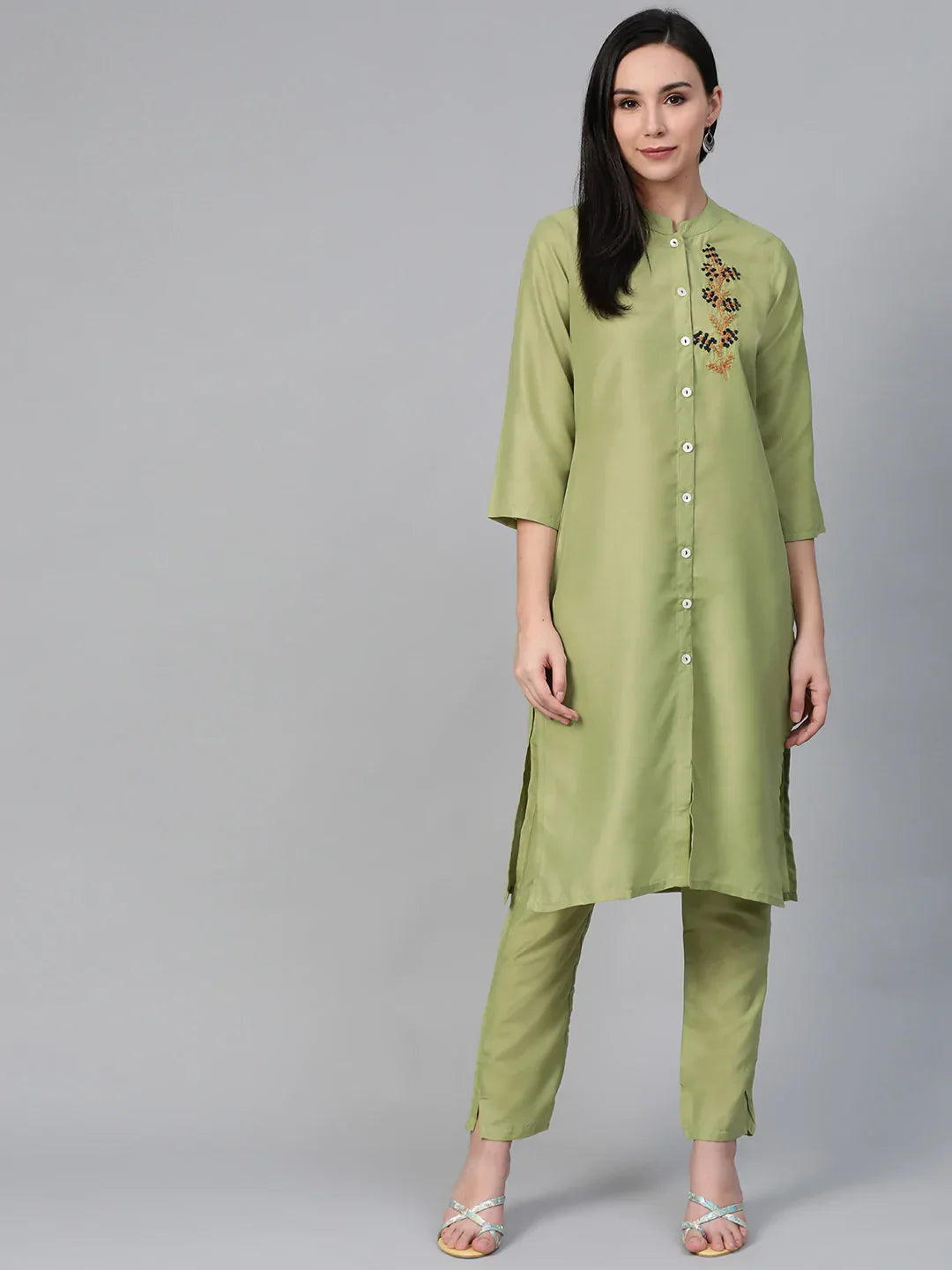 Jompers Women's Green Embroidered Detail Kurta with Trousers