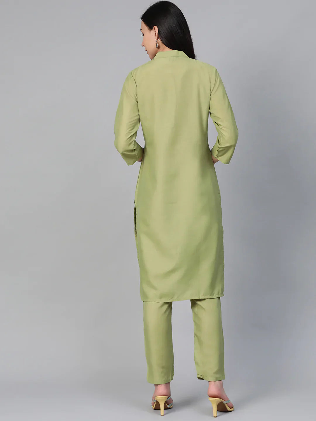 Jompers Women's Green Embroidered Detail Kurta with Trousers