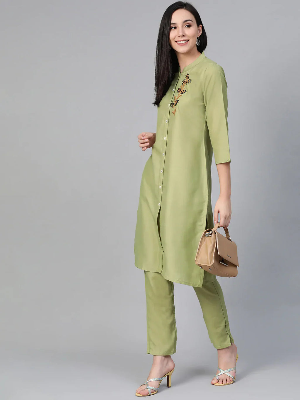 Jompers Women's Green Embroidered Detail Kurta with Trousers