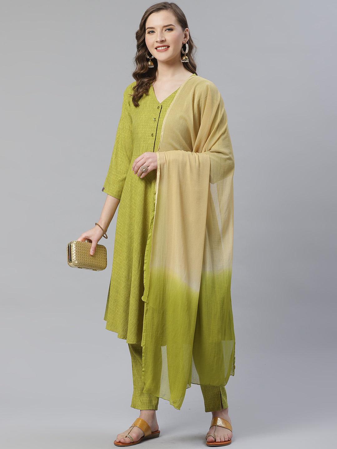 Jompers Women Green & Beige Self Design Kurta with Trousers & Dupatta