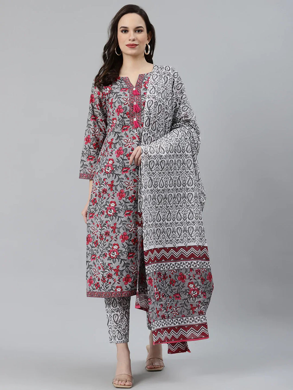 Jompers Women's Grey & Magenta Block Print Pure Cotton Kurta with Trousers & Dupatta