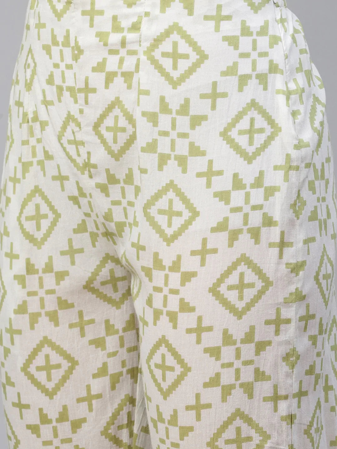 Jompers Women's Green Ethnic Motifs Printed Pure Cotton Kurta with Trousers & Dupatta